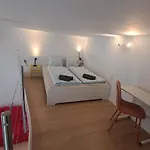 Niko\'S Apartments