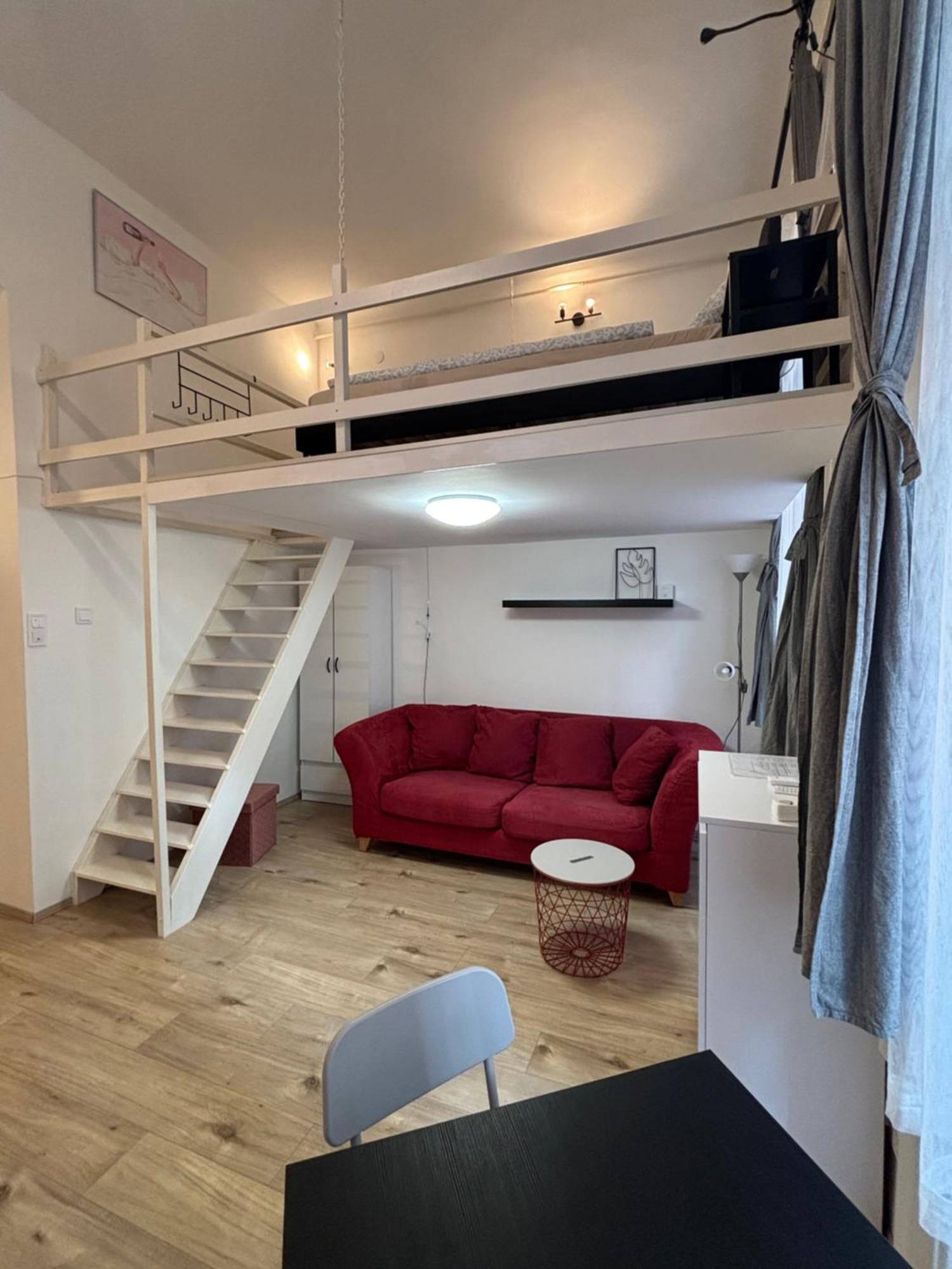 Niko's Apartamento